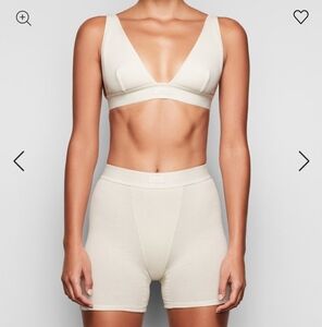 Skims Set Bone Color